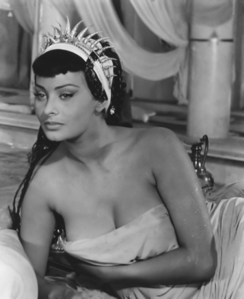 sophia-loren-due-notti-con-cleopatra-sl10